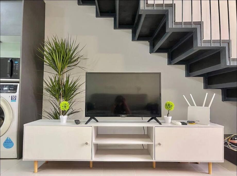 Tamarind Suite Cyberjaya 2-10Pax Duplex Екстер'єр фото